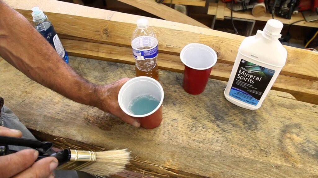 How To Clean Gloss Paint Brushes With Vinegar