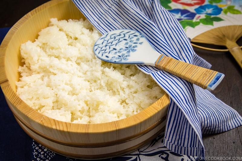 How To Season Sushi Rice 