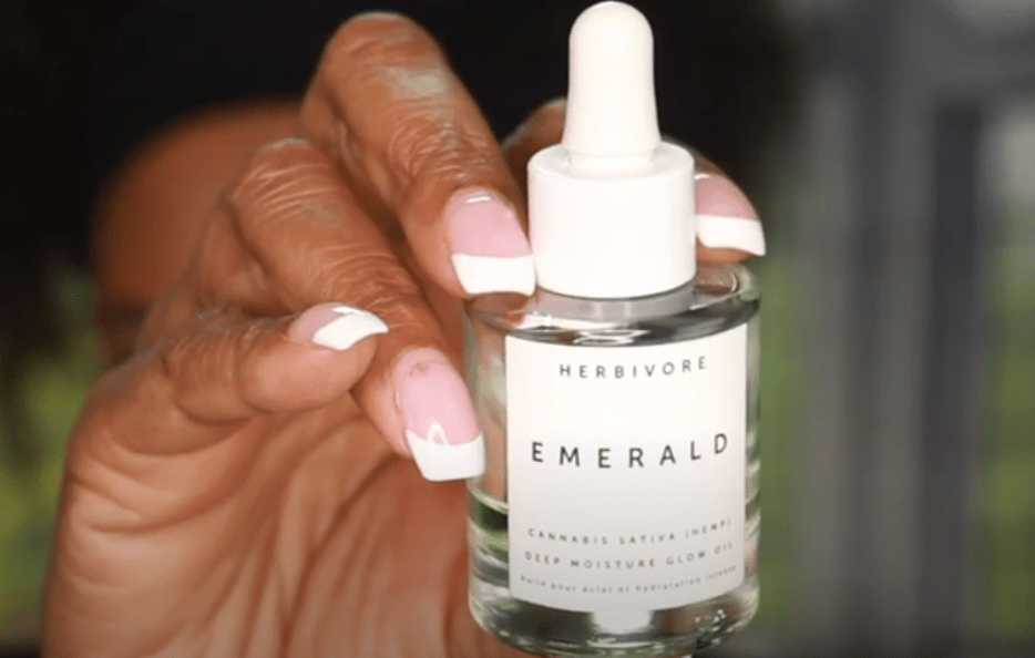 Herbivore Botanicals Emerald Deep Moisture Glow Oil
